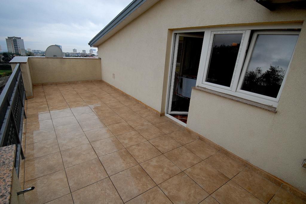 Guesthouse Konti Rijeka Bilik gambar