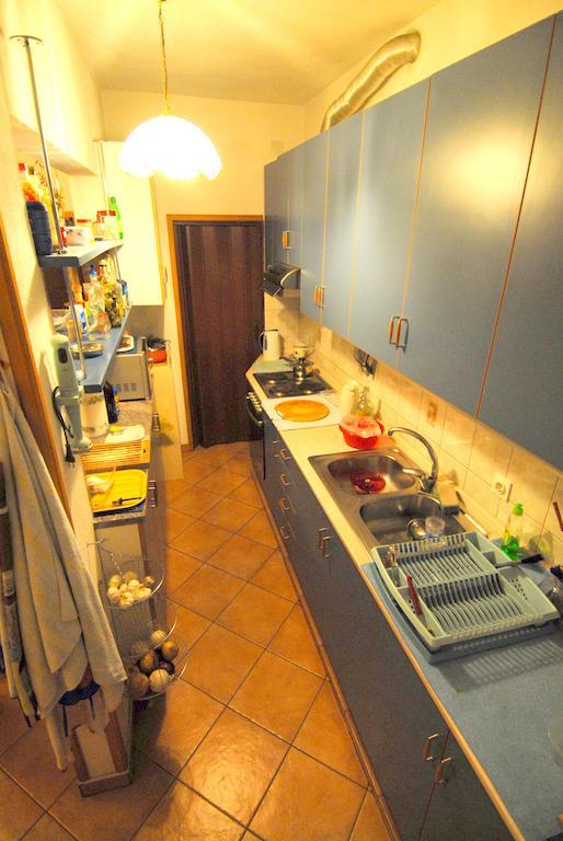 Guesthouse Konti Rijeka Bilik gambar