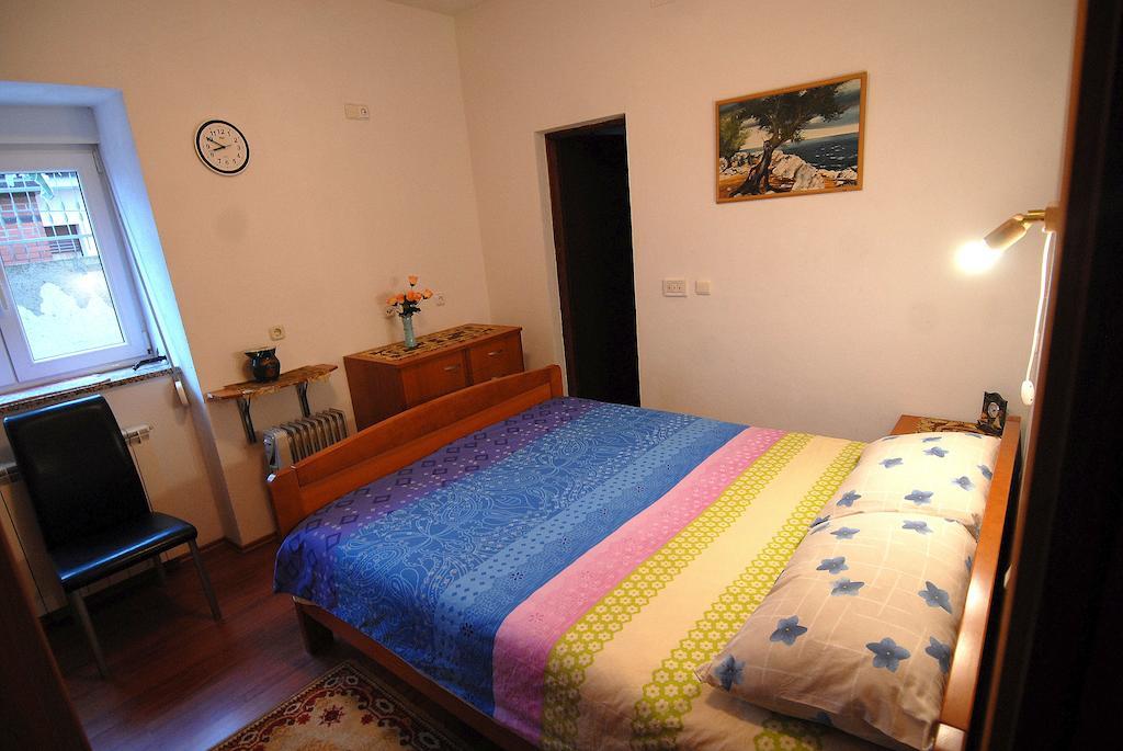 Guesthouse Konti Rijeka Bilik gambar
